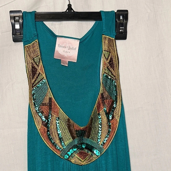 teal embroidered sleeveless Romeo & Juliet Couture maxi dress size medium - Picture 2 of 4